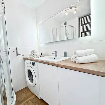 Palisadowa By Enklawa * Wałbrzych